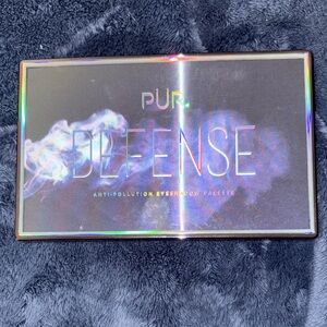PÜR Defense Eyeshadow Palette